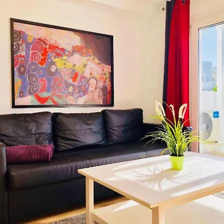 Apartment Mariposa Mit Pool, Smart-Tv, Wifi ,Klima
