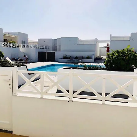 Apartment Mariposa Mit Pool, Smart-Tv, Wifi ,Klima Apartament Playa Honda (Lanzarote)