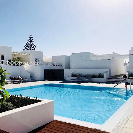 Apartment Apartment Mariposa Mit Pool, Smart-Tv, Wifi ,Klima *